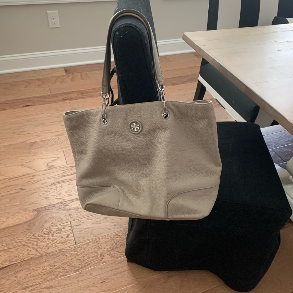 Tory Burch large leather shoulder tote/purse taupe/gray with silver chain